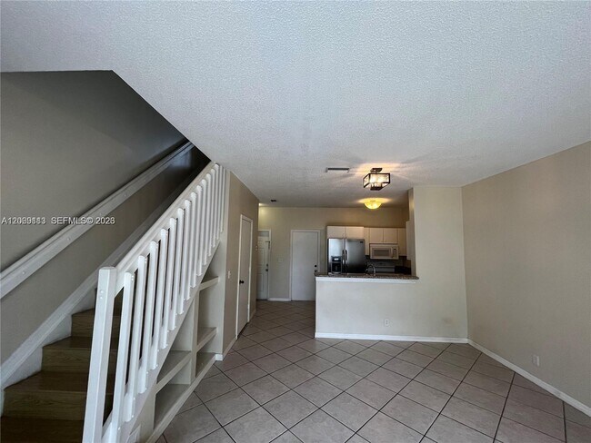 Building Photo - 3905 San Simeon Ln