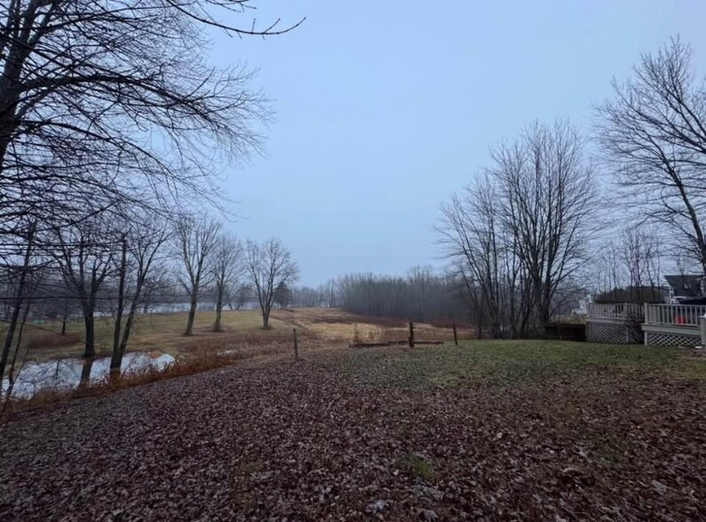 Building Photo - 18 Old Hollis Rd