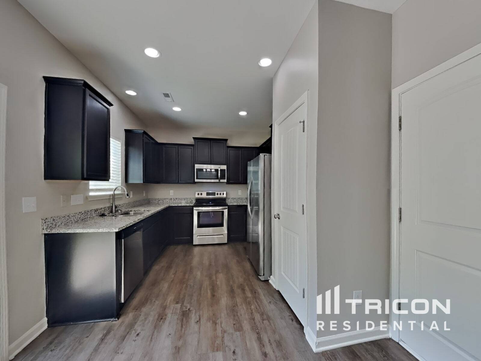 Building Photo - 239 Pamlico Dr