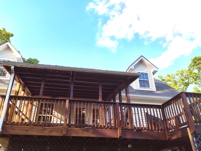 Building Photo - 5195 Old Gray Farm Ln