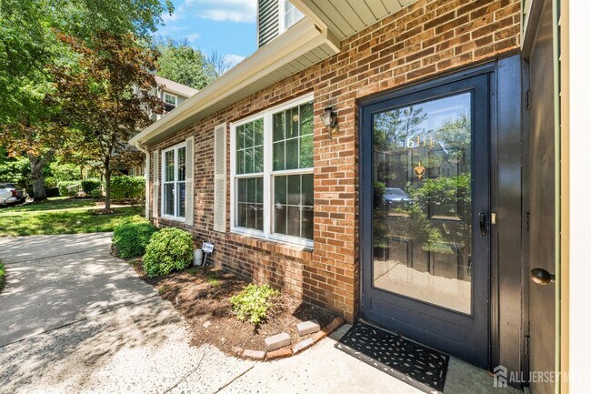 Building Photo - 6111 Cedar Ct