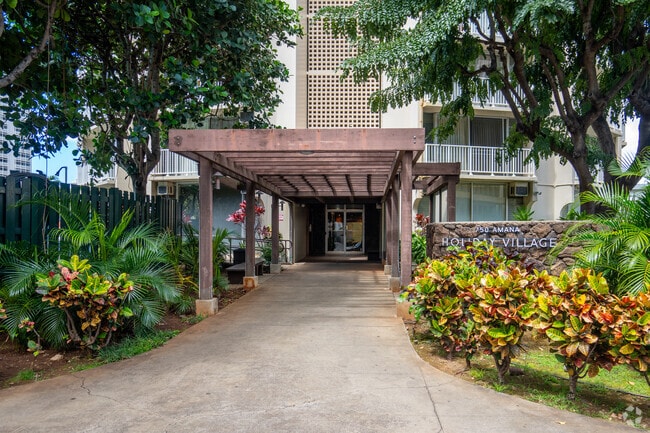 Building Photo - Holiday Village Condominium