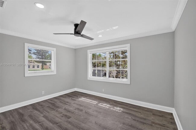 Building Photo - 824 Bayberry Dr