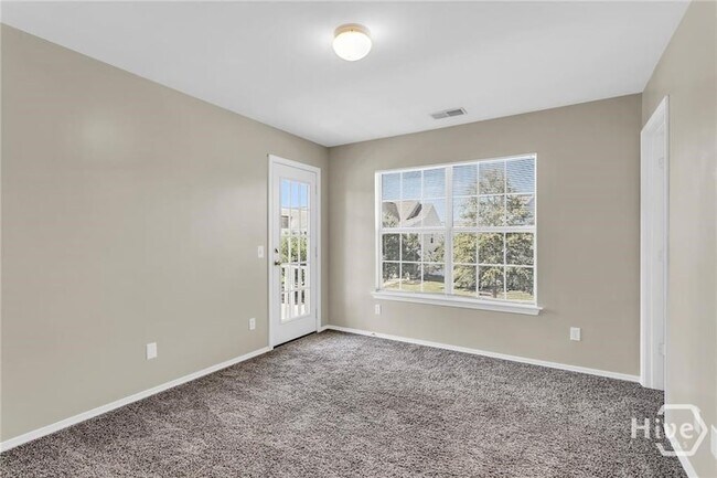 Building Photo - 140 Fairgreen St