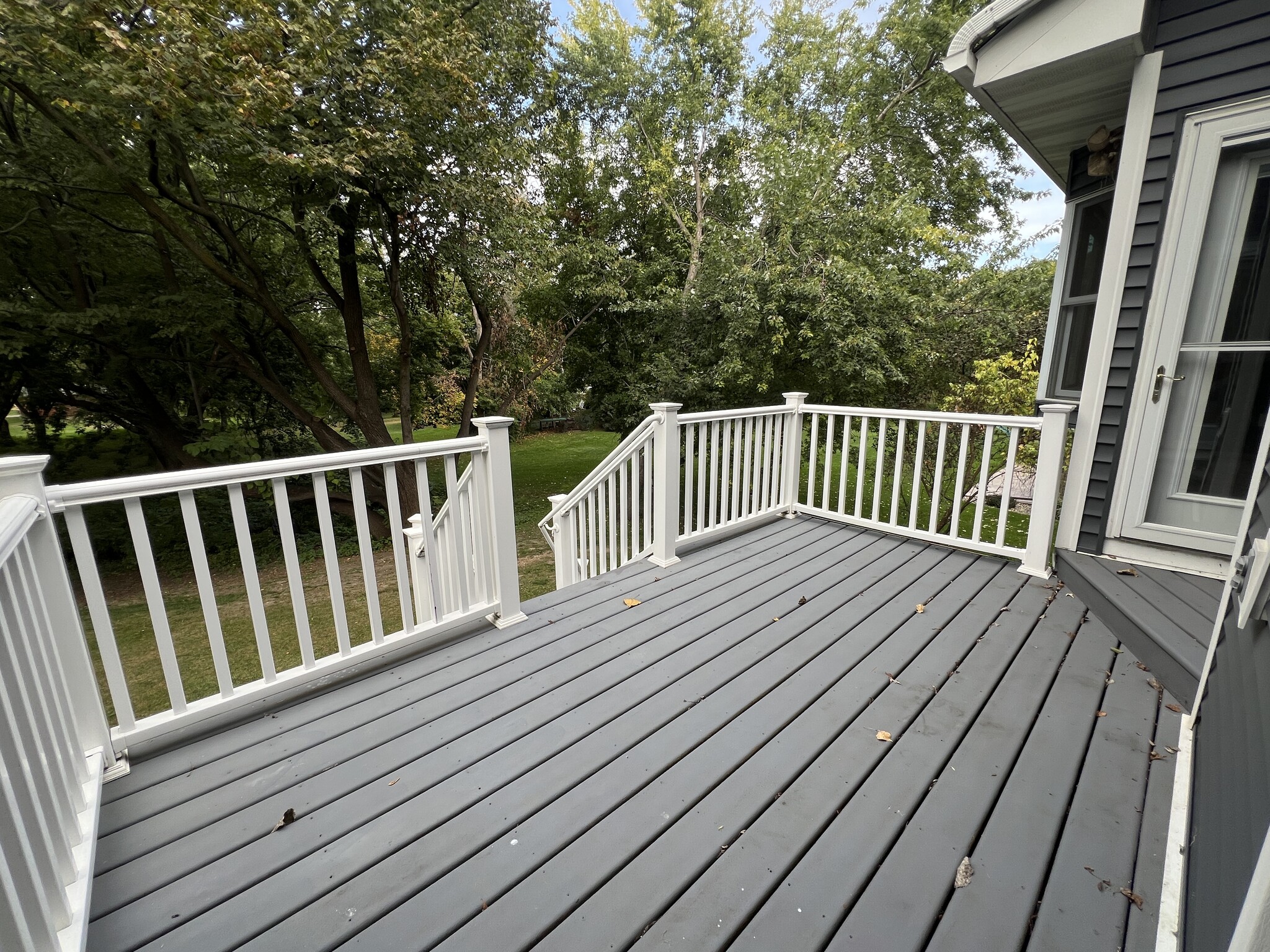 Deck - 118 S Shannon Dr