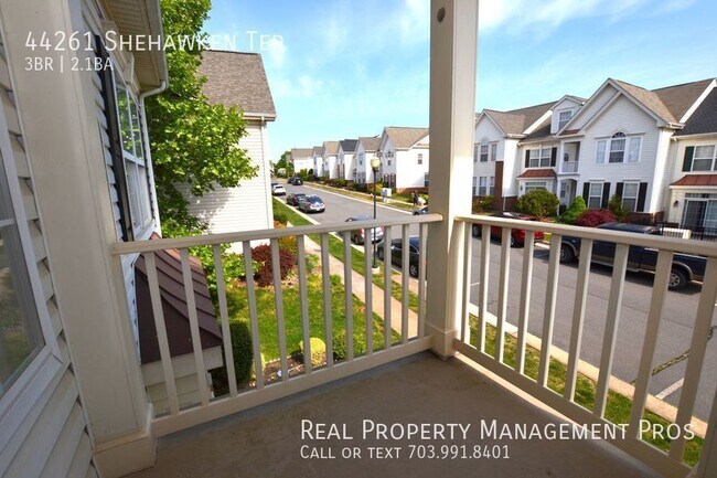 Building Photo - 44261 Shehawken Terrace