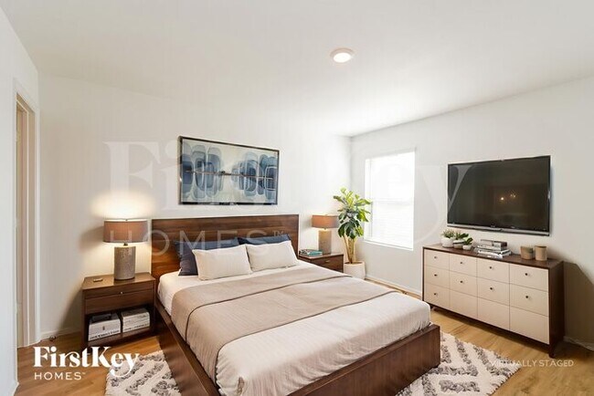 Building Photo - 508 Maple Bnd Ln