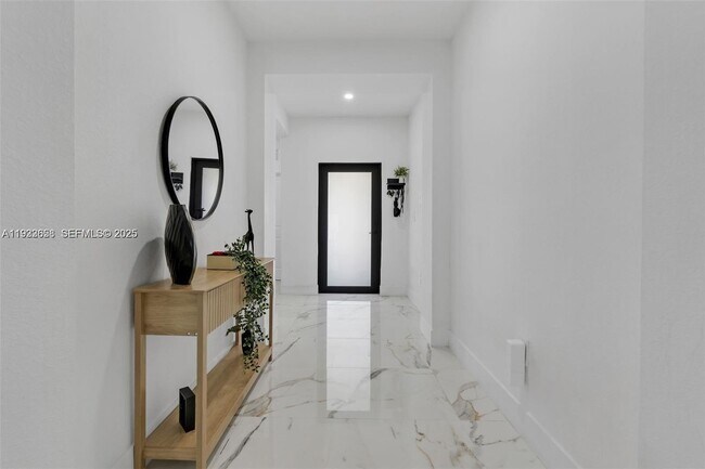 Building Photo - 11939 SW 241 Ter