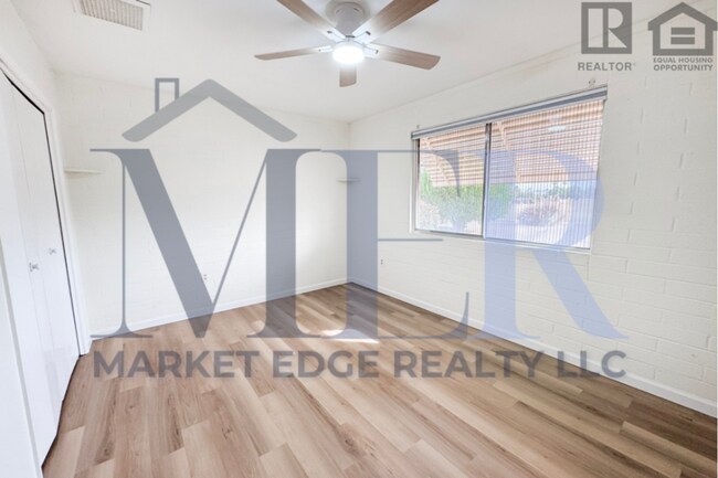 Building Photo - 2Bed/2Bath House in Sun City on Golf Course! Ready for Immediate Move-In!