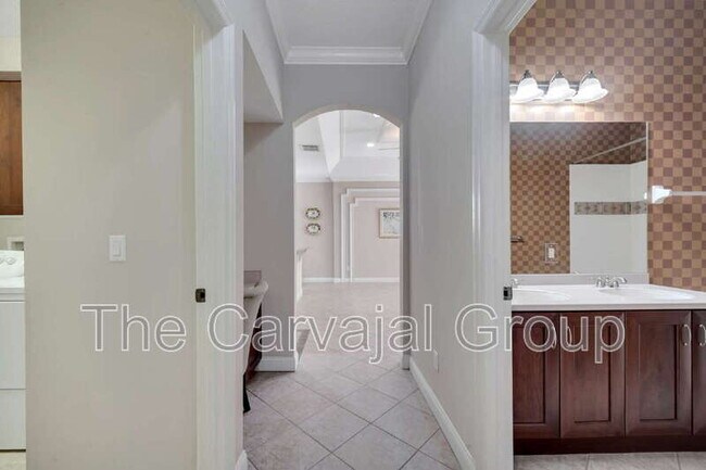 Building Photo - 4019 Alcott Cir