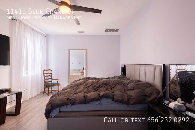 Building Photo - 11415 Blue Crane St