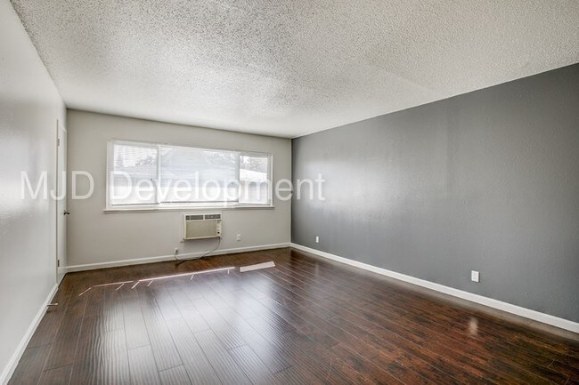 Building Photo - 107 King Rd