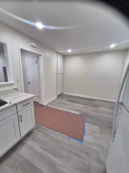 Building Photo - 2902 N 1st St