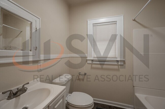 Building Photo - Fantastic 2BR, 1BA Durham Home with a Large Yard