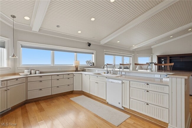 Building Photo - 28838 Lake Rd