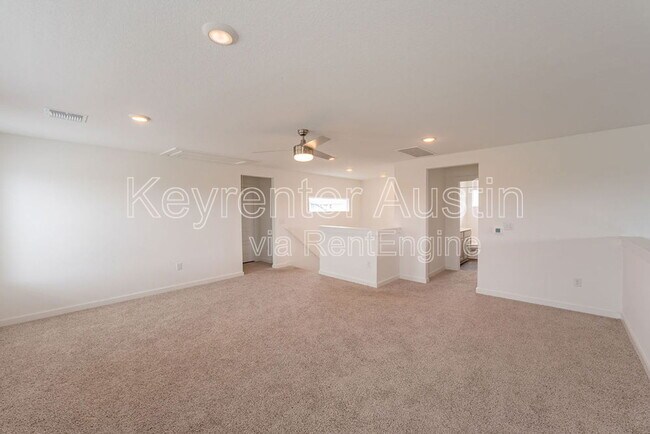 Building Photo - 2901 Louris Ln