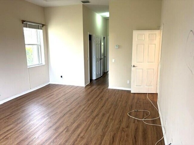 Building Photo - 2721 W Abiaca Cir