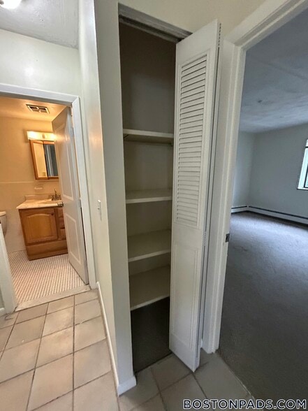 Building Photo - 175 Adams St