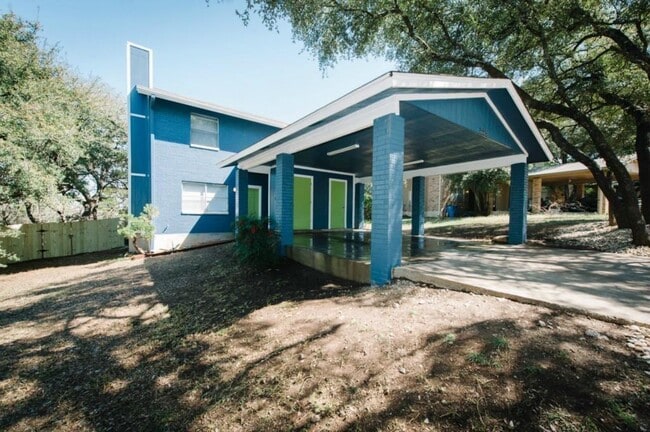 Primary Photo - 3306 Dunliegh Dr