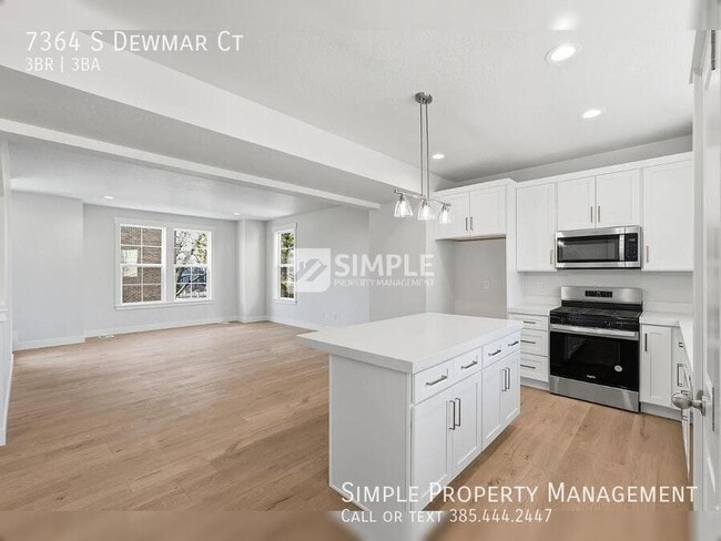 Building Photo - 7364 S Dewmar Ct