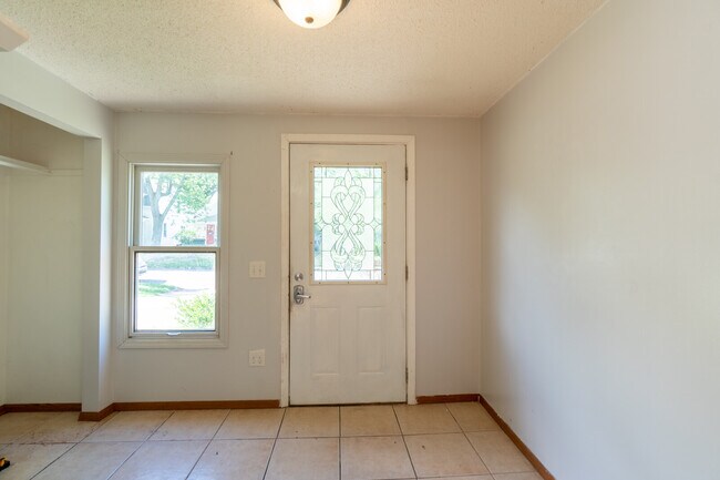 Mud Room - 51 East 21st Street