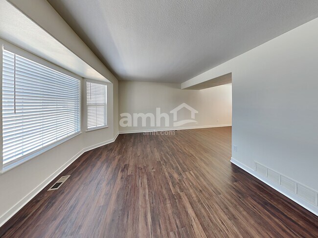 Building Photo - 11383 Berry Farm Rd