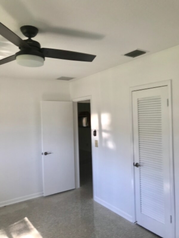 Building Photo - 3 Velaire Dr