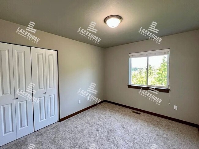 Building Photo - Spacious and Secluded 4 Bed 2 Bath Monroe Home w/ Beautiful Views!!