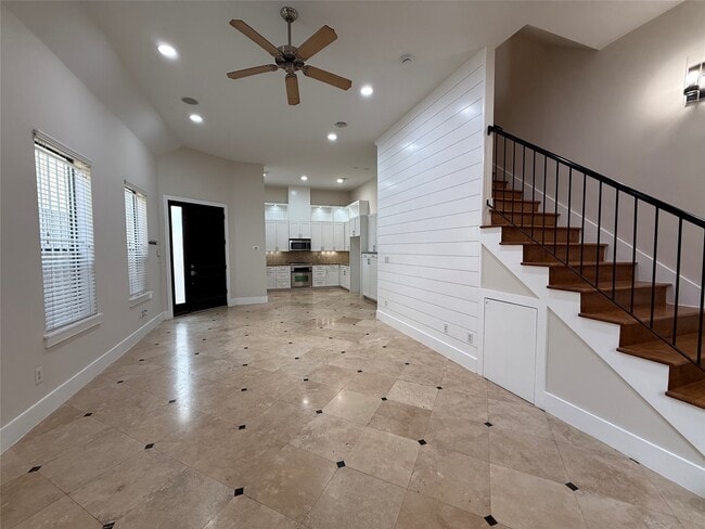 Building Photo - 1608 Patterson St