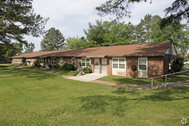 Primary Photo - Columbia Meadows Apartments