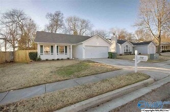 Building Photo - 105 Grey Fawn Trail