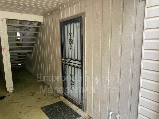 Building Photo - 2769 Sonora Dr