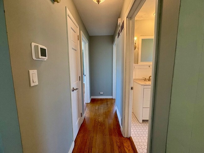Building Photo - 2 Bedroom Rancher Available in Hershey!