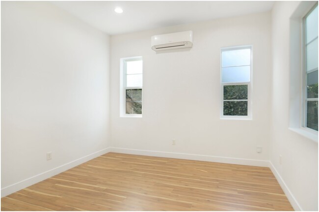 Building Photo - Charming 1 bedroom ADU in Santa Ana!