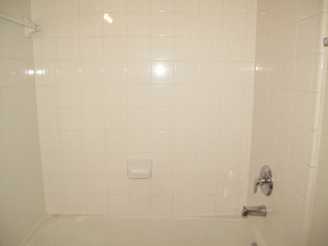 Building Photo - 14426 Fairbuff Ln