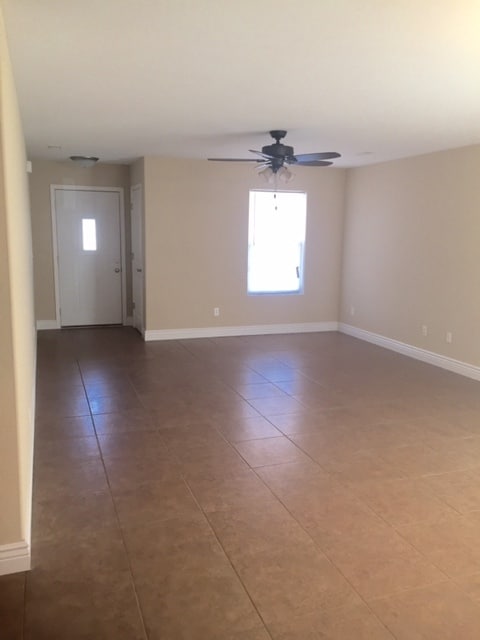 Building Photo - Coming Soon! 2 bdrm, 2 bath, 1 car garage!...