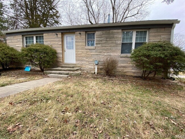 Primary Photo - 913 S Lincoln St