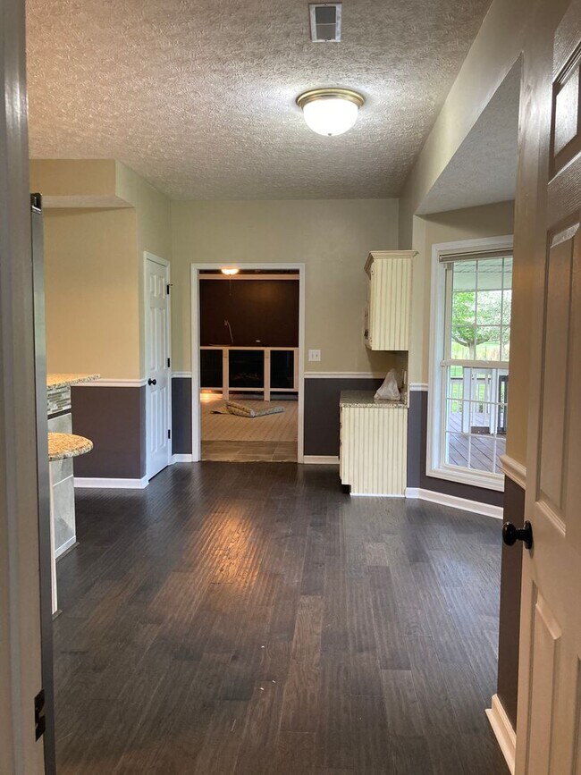 Building Photo - The Village at Pine Valley