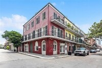Building Photo - 838 Chartres St