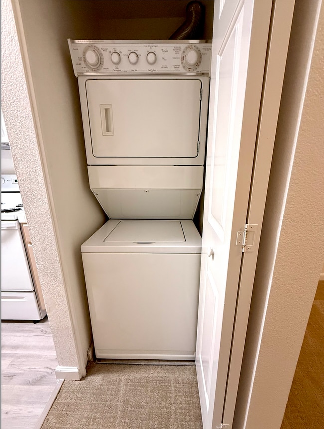 Building Photo - Parc Crossing 1 Bed 1 Bath Unit in Mountai...