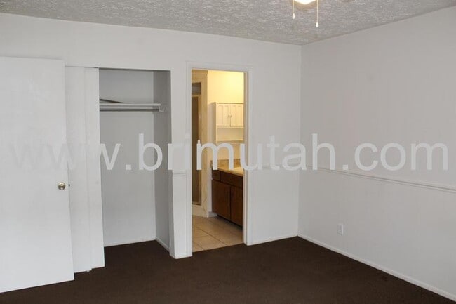 Building Photo - 1594 E 3300 S