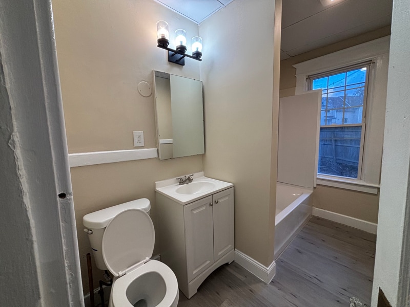 Building Photo - 22 Westernview St