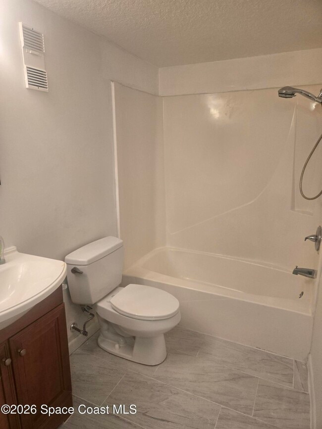 Building Photo - 134 San Juan Cir