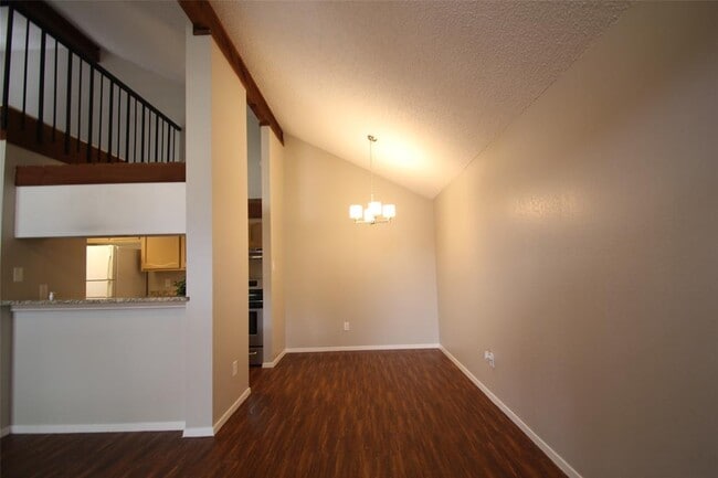 Building Photo - 1712 Cinnamon Path