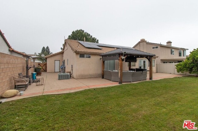 Building Photo - 2619 W Windhaven Dr