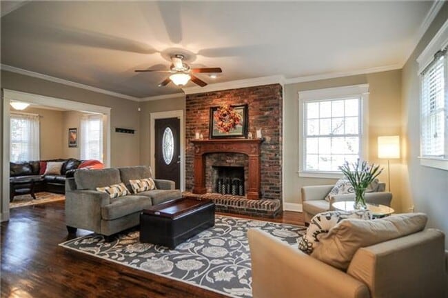 Building Photo - Charming East Nashville Home – Walkable to...