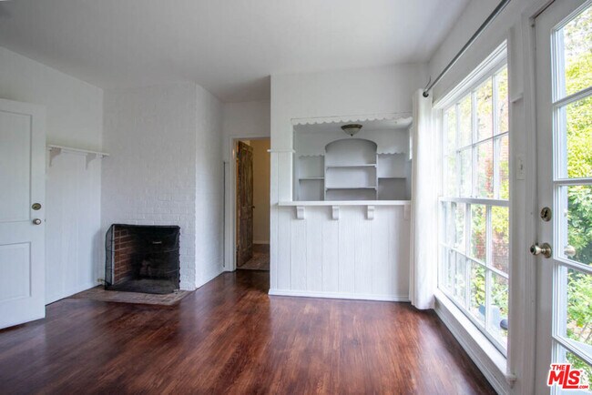 Building Photo - 12056 Laurel Terrace Dr