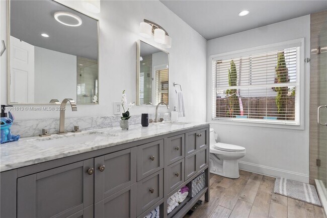 Building Photo - 8218 SW 163rd Pl