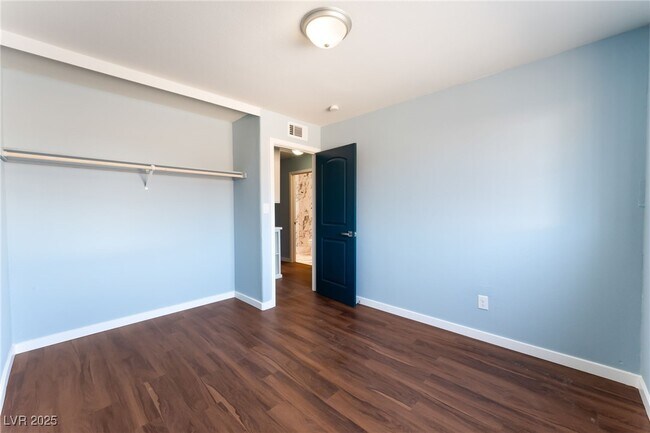 Building Photo - 1301 Wilborn St