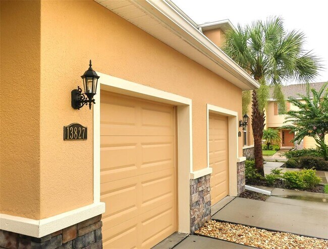 Building Photo - 13827 River Fish Ct